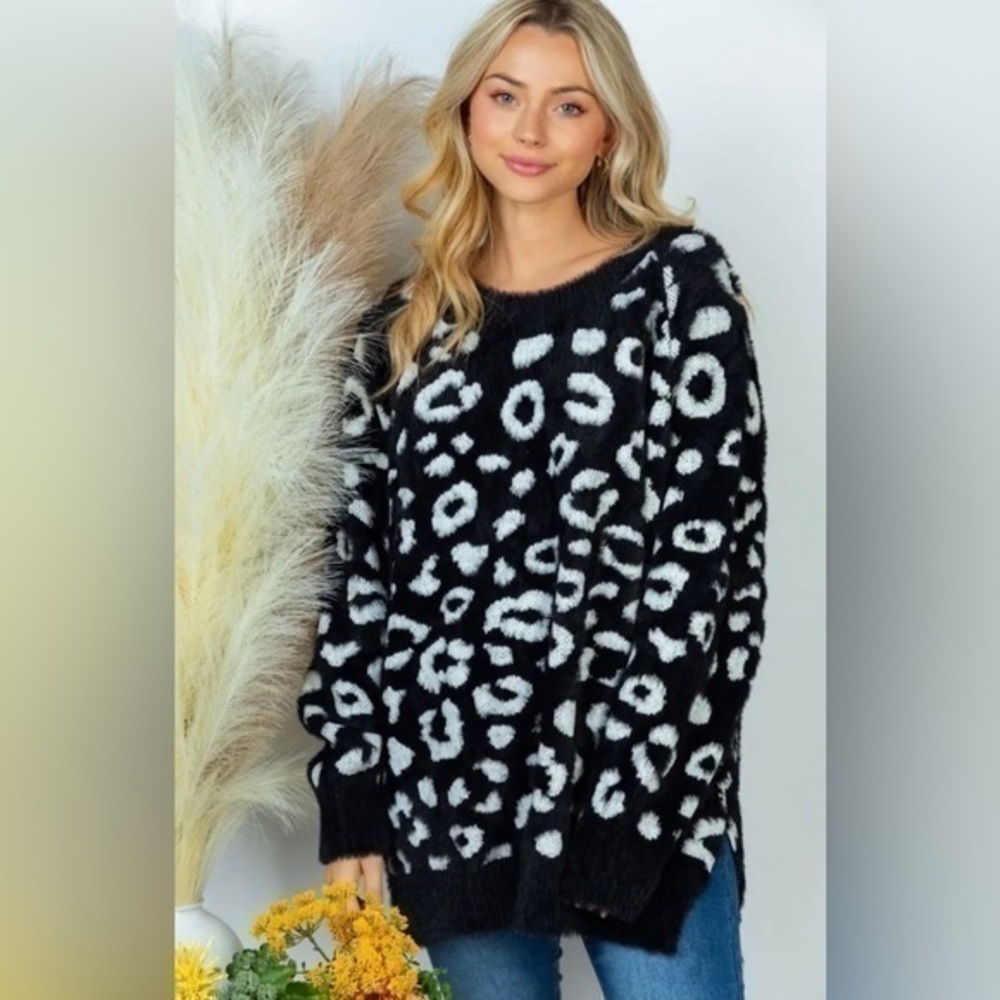 Zara, Black gray leopard print, oversize, chunky longsleeve sweater size small